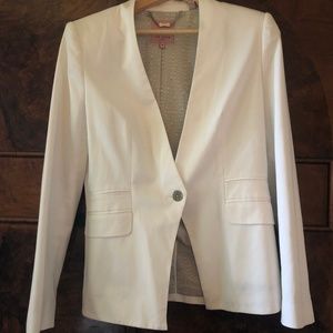 British Chic | White Blazer fit for a Londoner